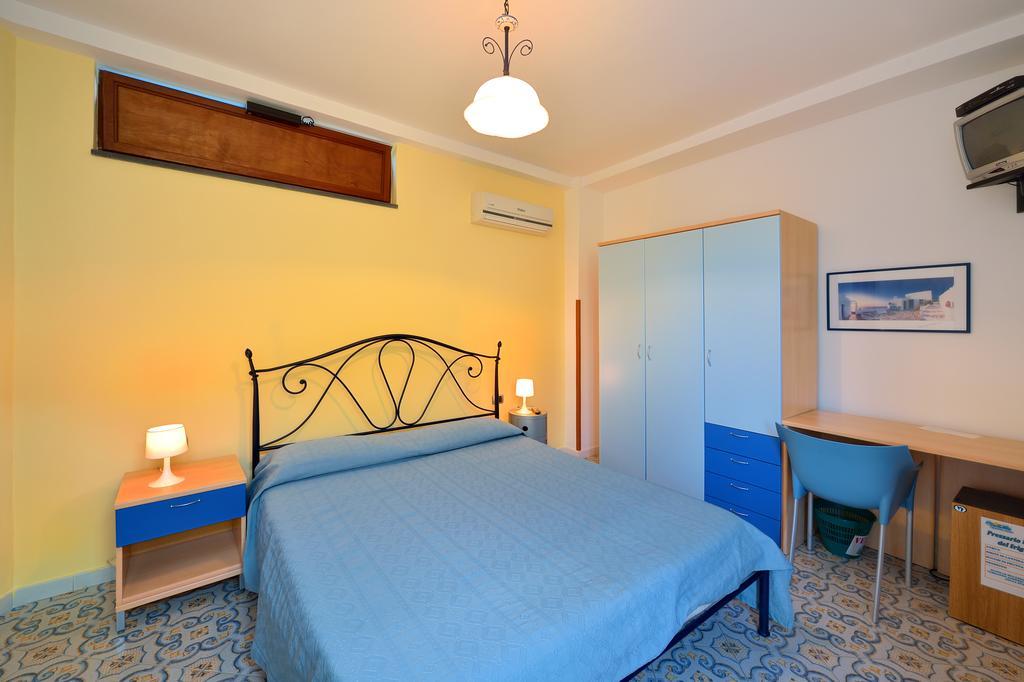 La Capannina Bed & Breakfast Redang Island Oda fotoğraf